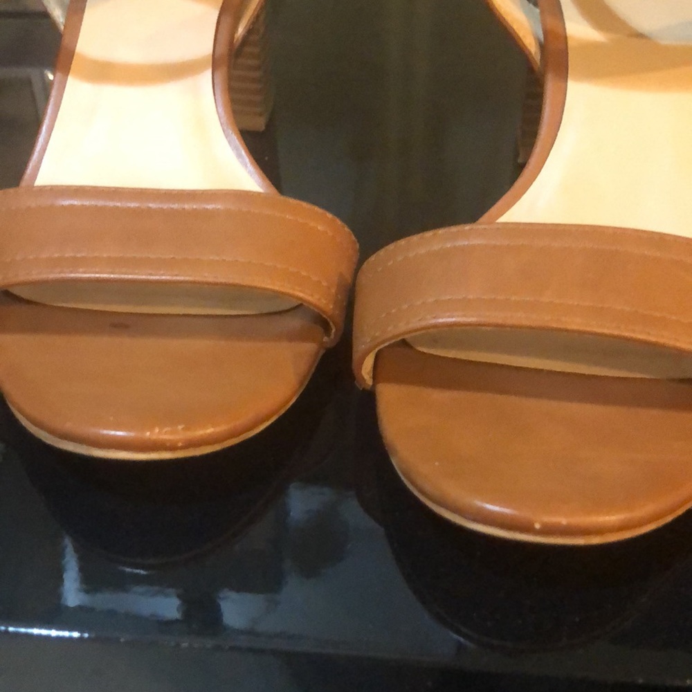 Sandal’s size8 1/2 - Picture 4 of 6